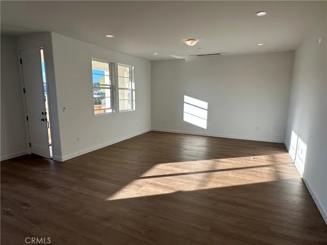 230 Memphis Belle Way, San Luis Obispo, California 93401