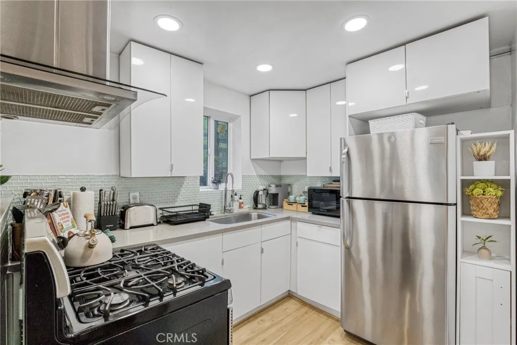 4527 E Rose Hill, Los Angeles, California 90032 home-pic-8