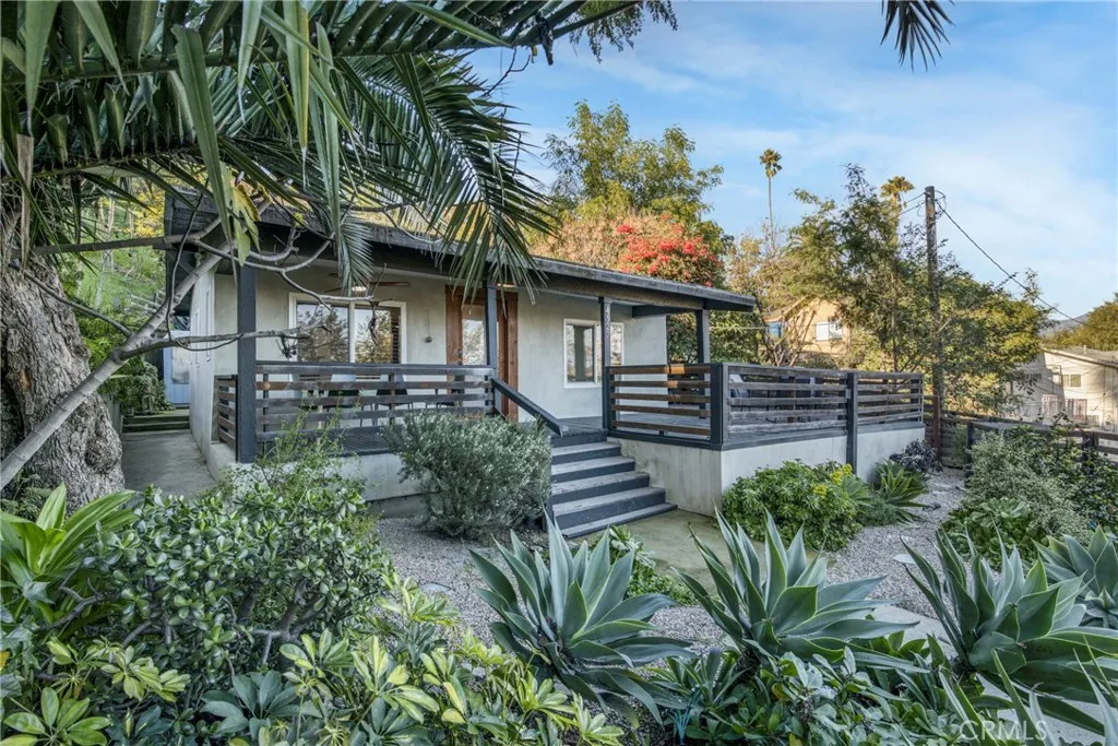 4527 E Rose Hill, Los Angeles, California 90032 home-pic-1