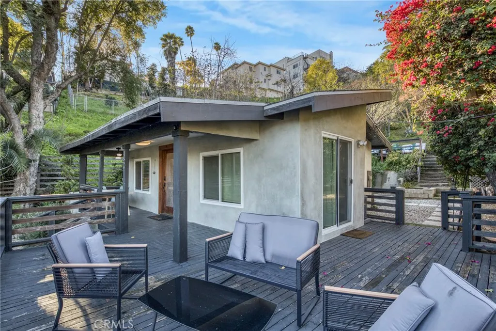 4527 E Rose Hill, Los Angeles, California 90032 home-pic-4