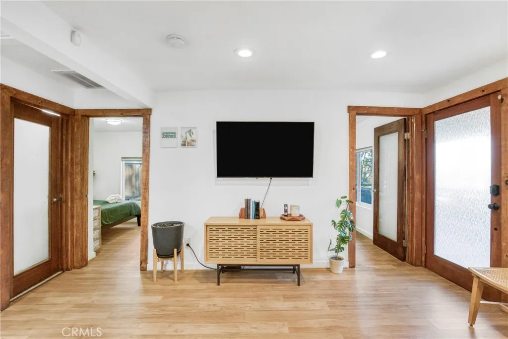 4527 E Rose Hill, Los Angeles, California 90032 home-pic-7