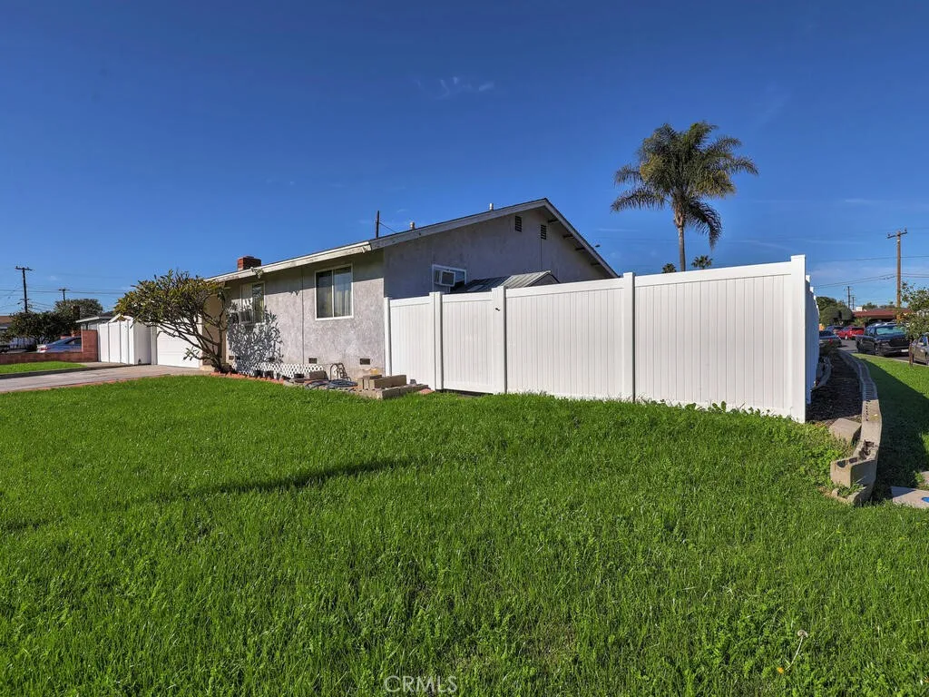 14839 Figueras Rd, La Mirada, California 90638 home-pic-3