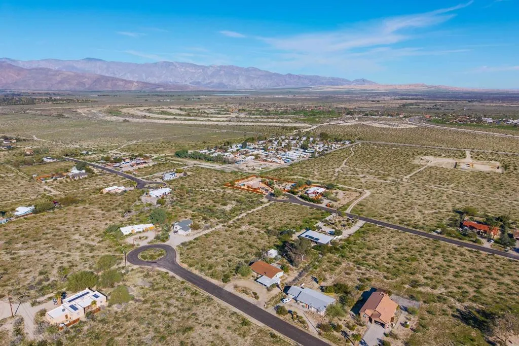 3129 Frying Pan Rd, Borrego Springs, California 92004 home-pic-30