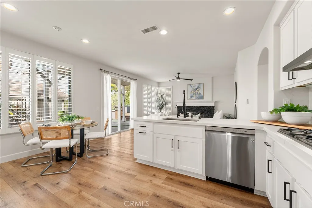 7505 E Toyon, Anaheim Hills, California 92808 home-pic-15