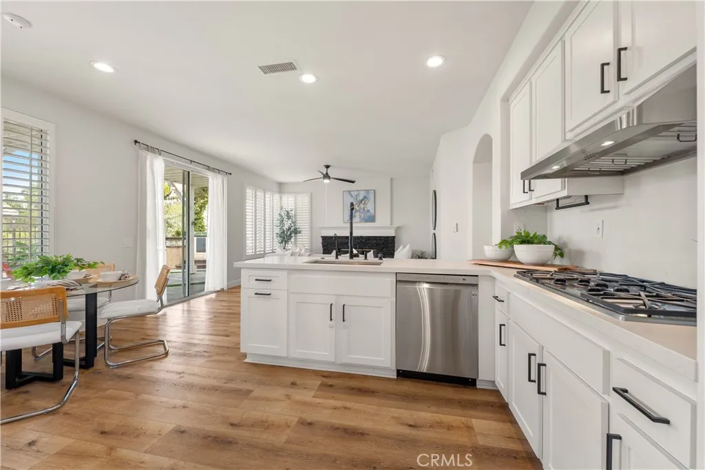 7505 E Toyon, Anaheim Hills, California 92808 home-pic-14