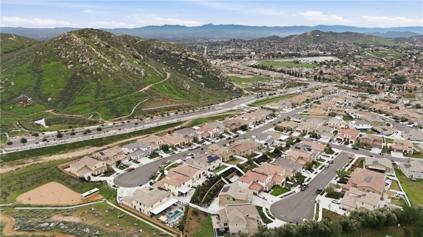 6402 June Mountain, Jurupa Valley, California 92509