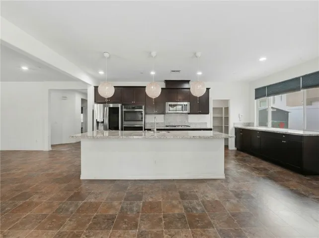 6402 June Mountain, Jurupa Valley, California 92509