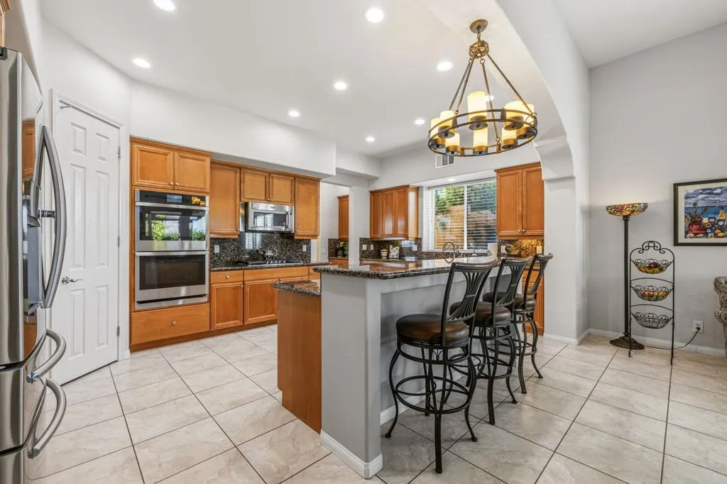 39559 Olite Court, Indio, California 92203 home-pic-8