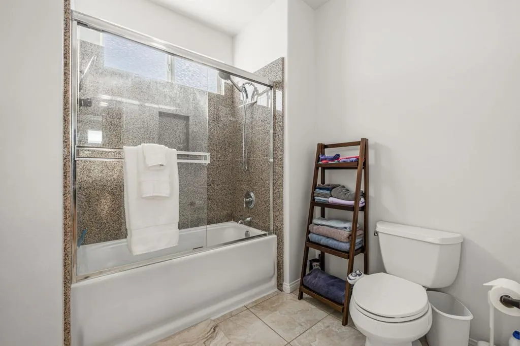 39559 Olite Court, Indio, California 92203 home-pic-34