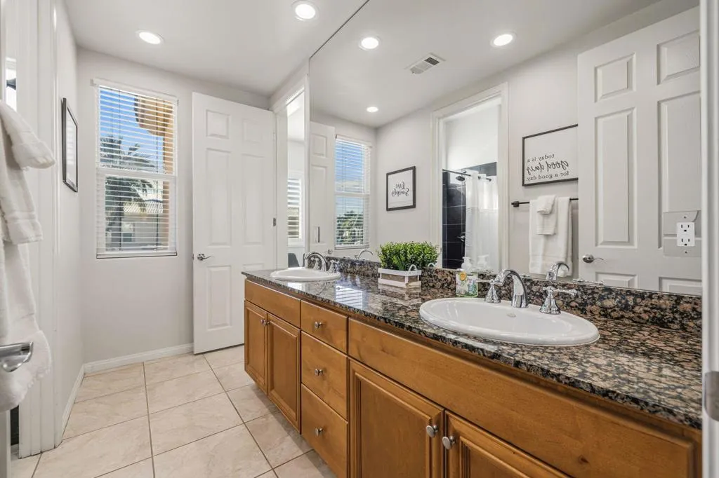 39559 Olite Court, Indio, California 92203 home-pic-22