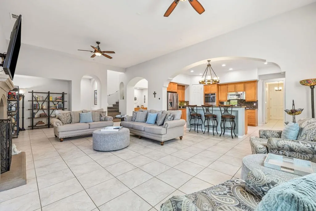 39559 Olite Court, Indio, California 92203 home-pic-3