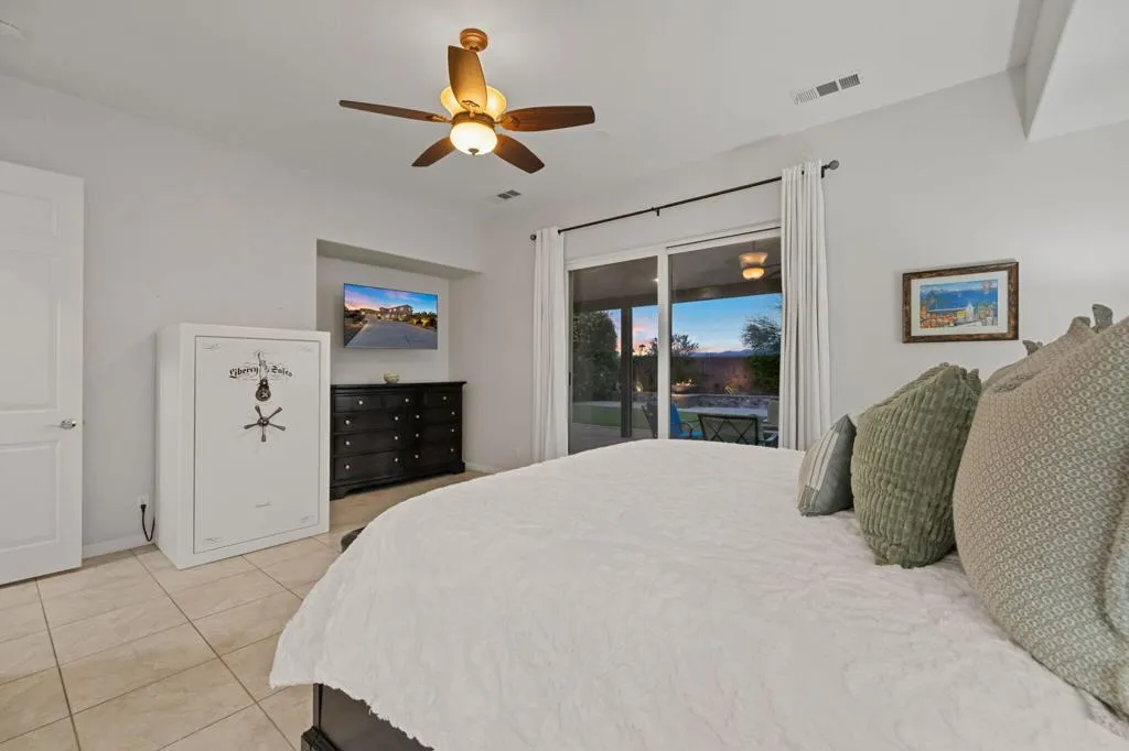 39559 Olite Court, Indio, California 92203 home-pic-16