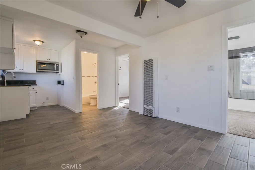 1618 -1620 W 80th, Los Angeles, California 90047 home-pic-43