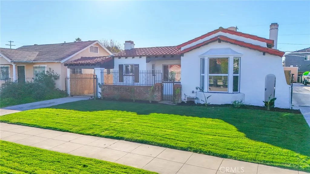 1618 -1620 W 80th, Los Angeles, California 90047 home-pic-8