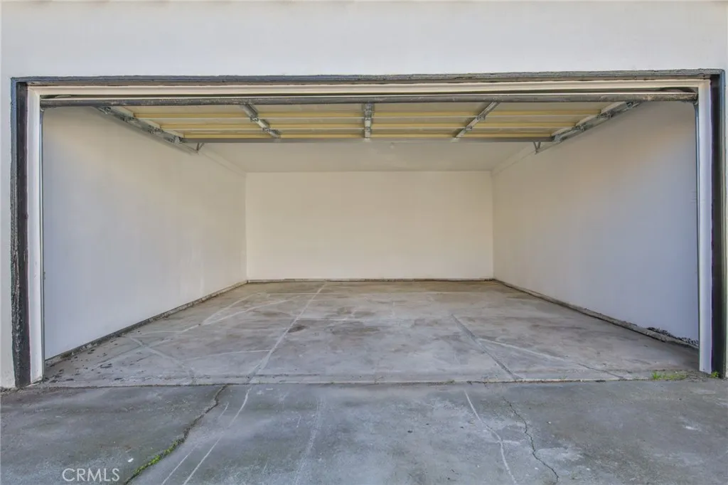 1618 -1620 W 80th, Los Angeles, California 90047 home-pic-38