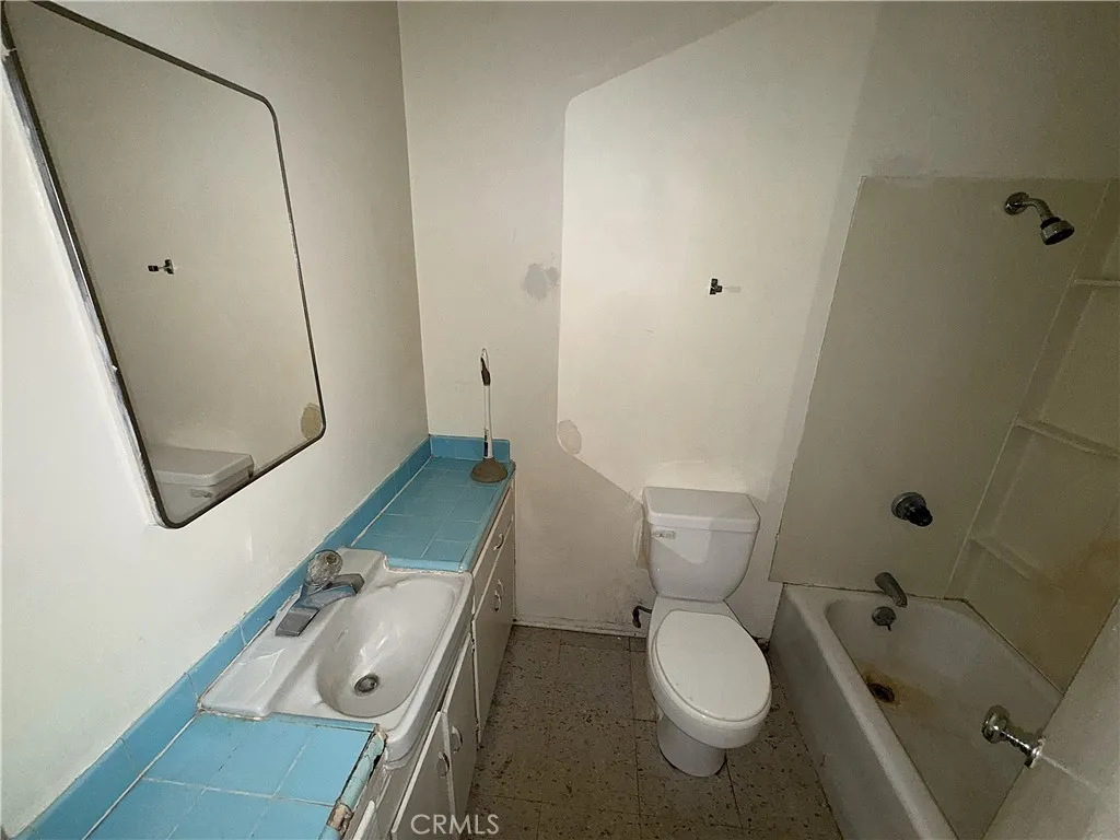 521 E Williams, Barstow, California 92311 home-pic-24