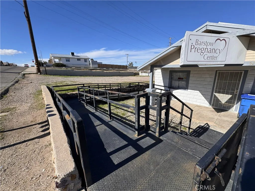521 E Williams, Barstow, California 92311 home-pic-3