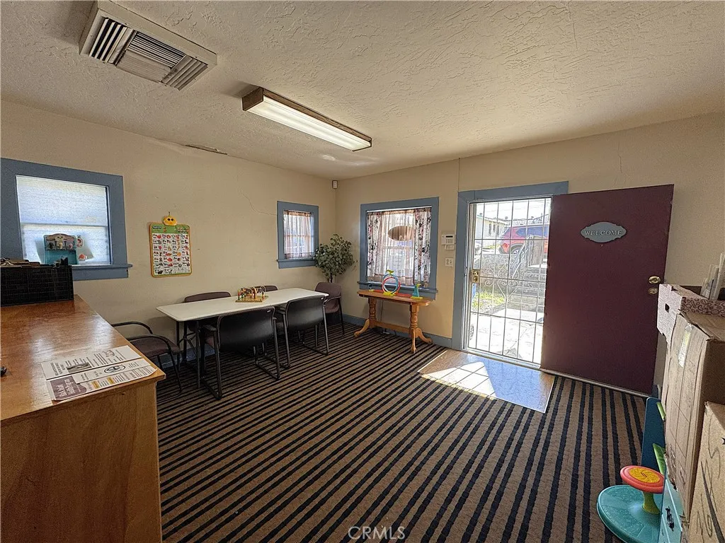 521 E Williams, Barstow, California 92311 home-pic-5
