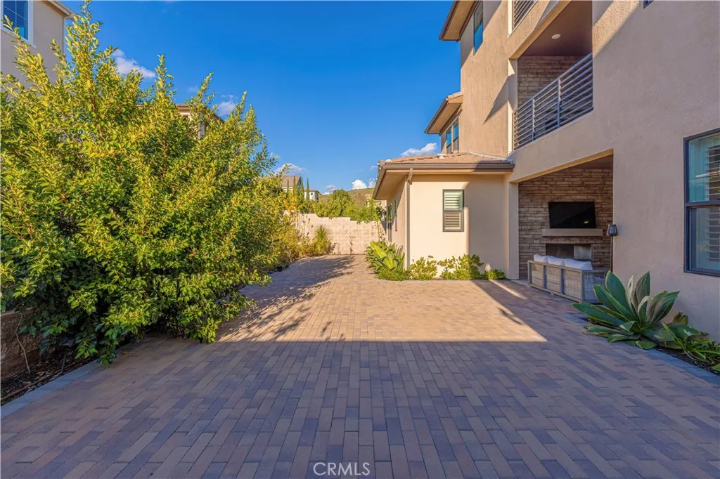 59 Crater, Irvine, California 92618 home-pic-47