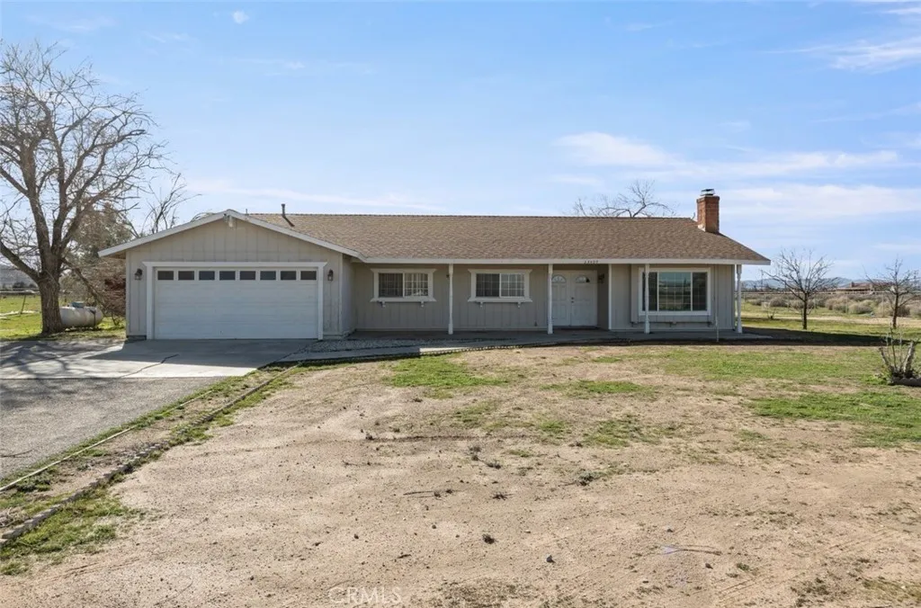 23405 Ramona, Apple Valley, California 92307 home-pic-1