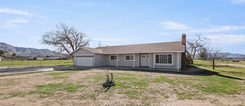 23405 Ramona, Apple Valley, California 92307 home-pic-4