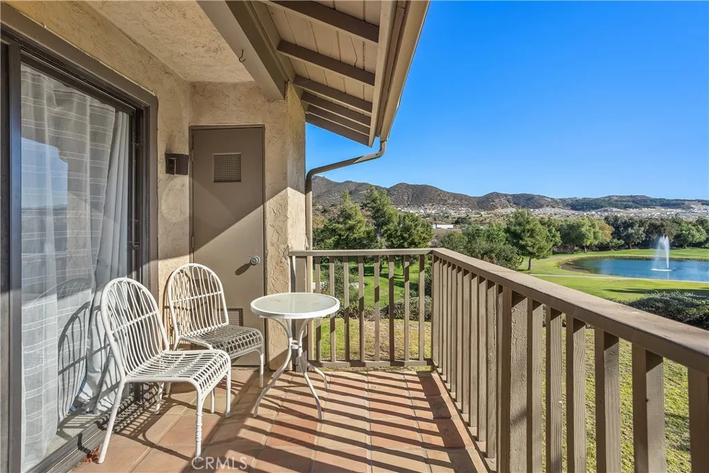 1758 Pala Lake, Fallbrook, California 92028 home-pic-34