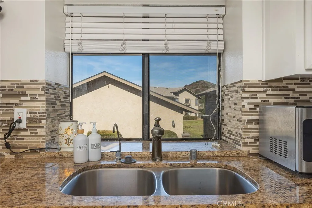 1758 Pala Lake, Fallbrook, California 92028 home-pic-17