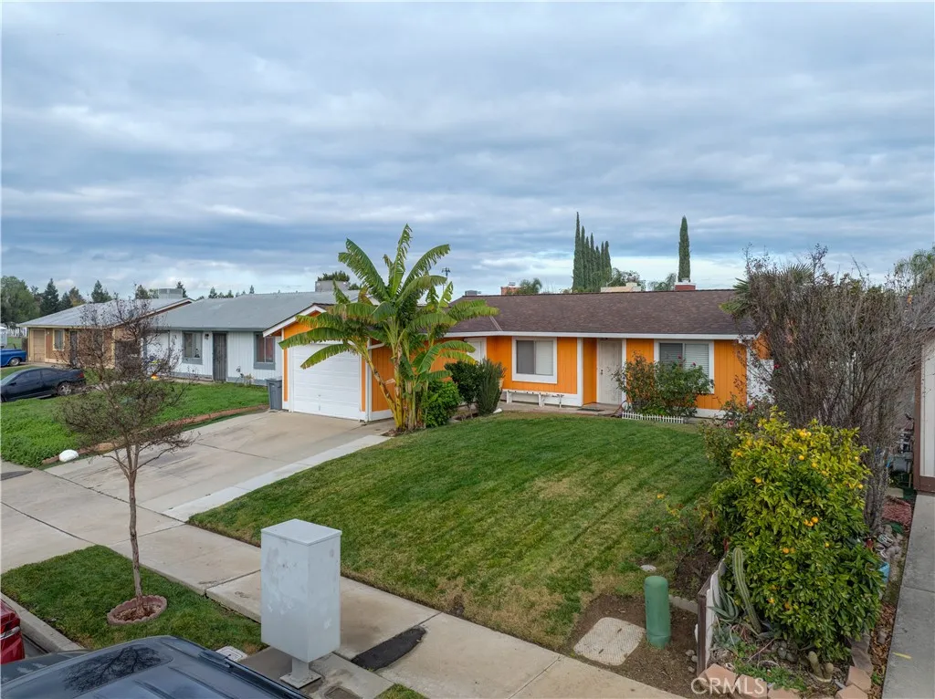 49 W Swallow, Merced, California 95341 home-pic-29