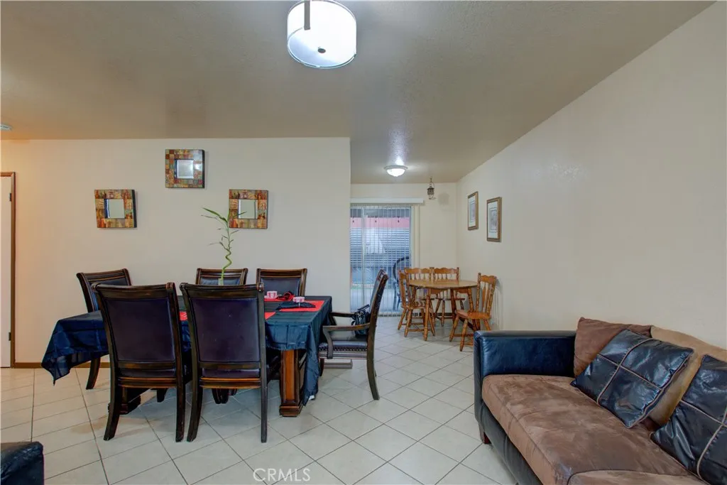 49 W Swallow, Merced, California 95341 home-pic-17