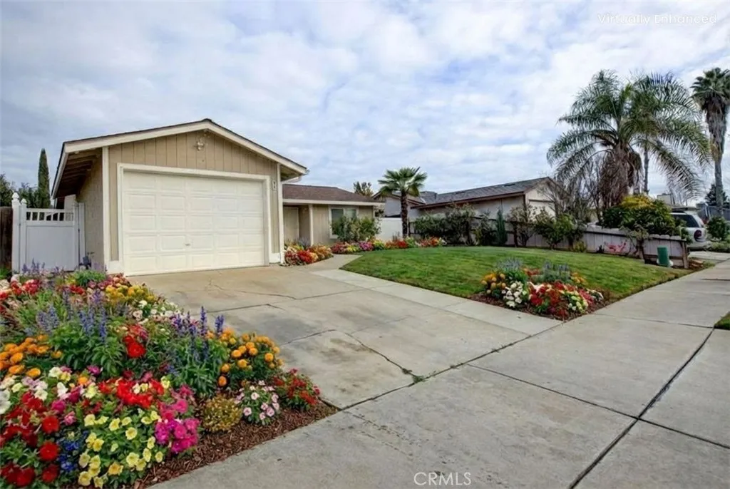49 W Swallow, Merced, California 95341 home-pic-5