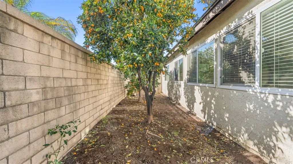 12737 Carob Court, Chino, California 91710 home-pic-35