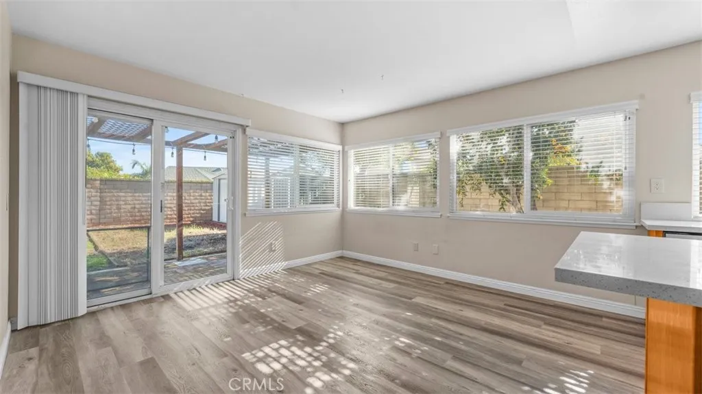 12737 Carob Court, Chino, California 91710 home-pic-7