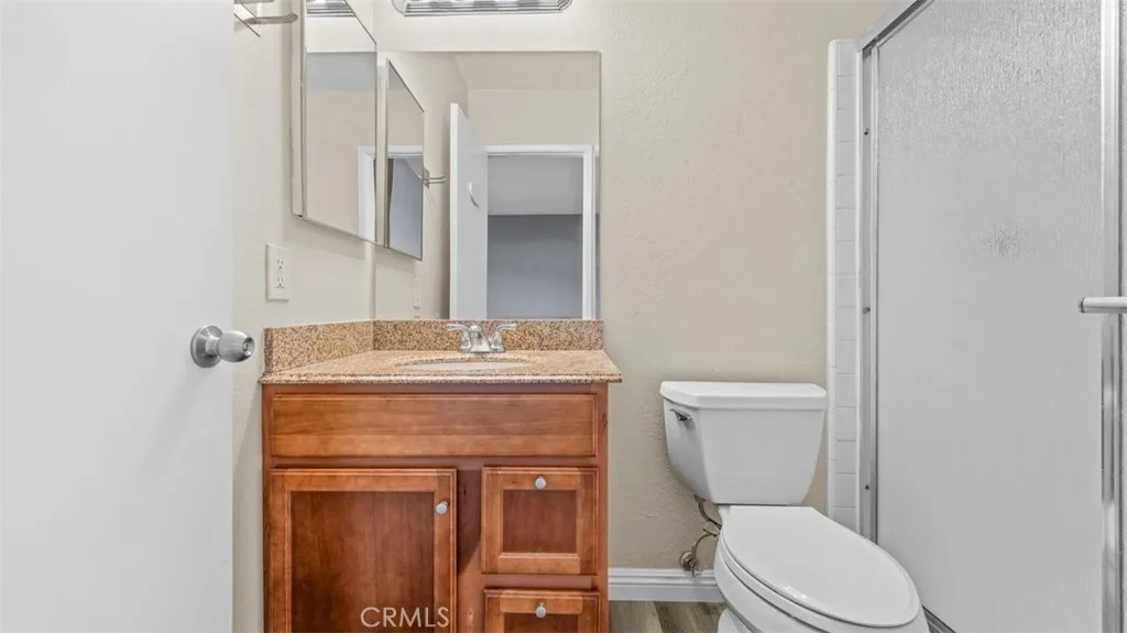 12737 Carob Court, Chino, California 91710 home-pic-19