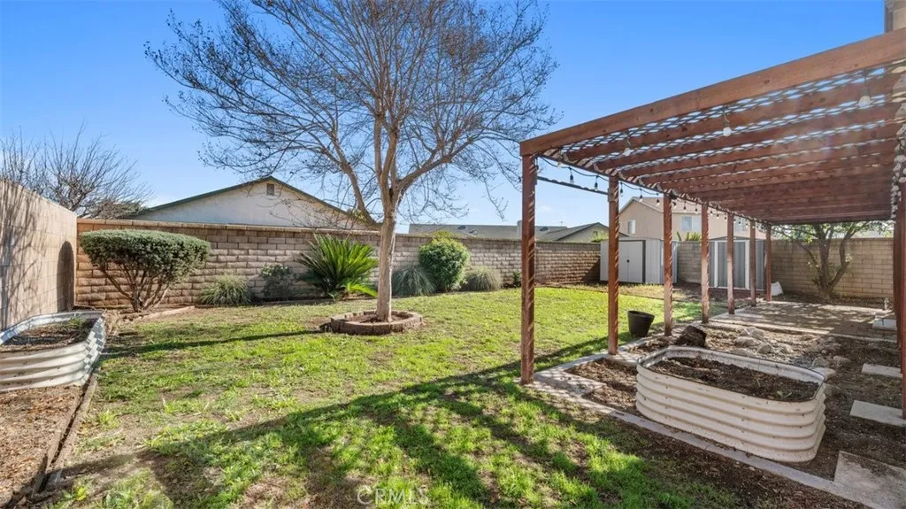 12737 Carob Court, Chino, California 91710 home-pic-31
