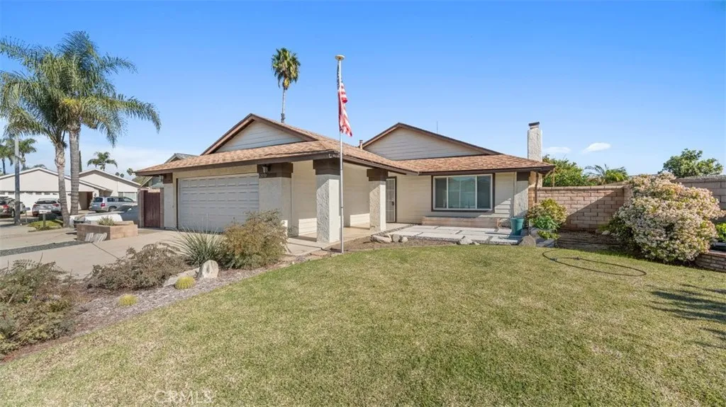 12737 Carob Court, Chino, California 91710 home-pic-2