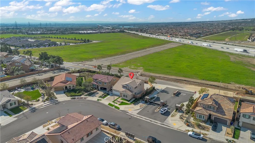 5264 Darwin, Fontana, California 92336 home-pic-3