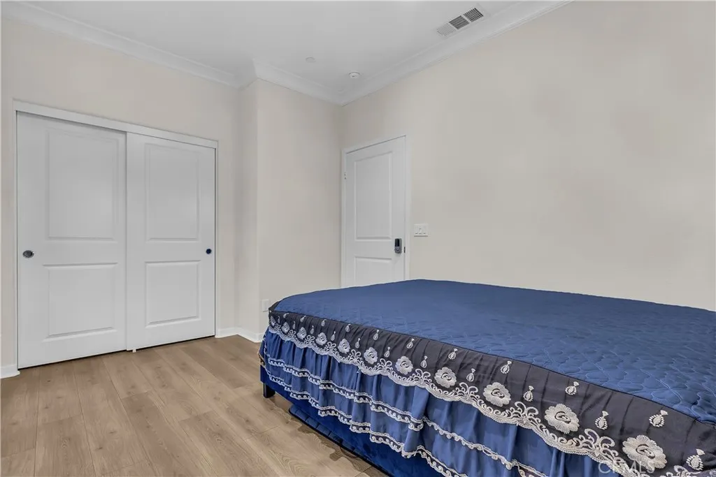 5264 Darwin, Fontana, California 92336 home-pic-12