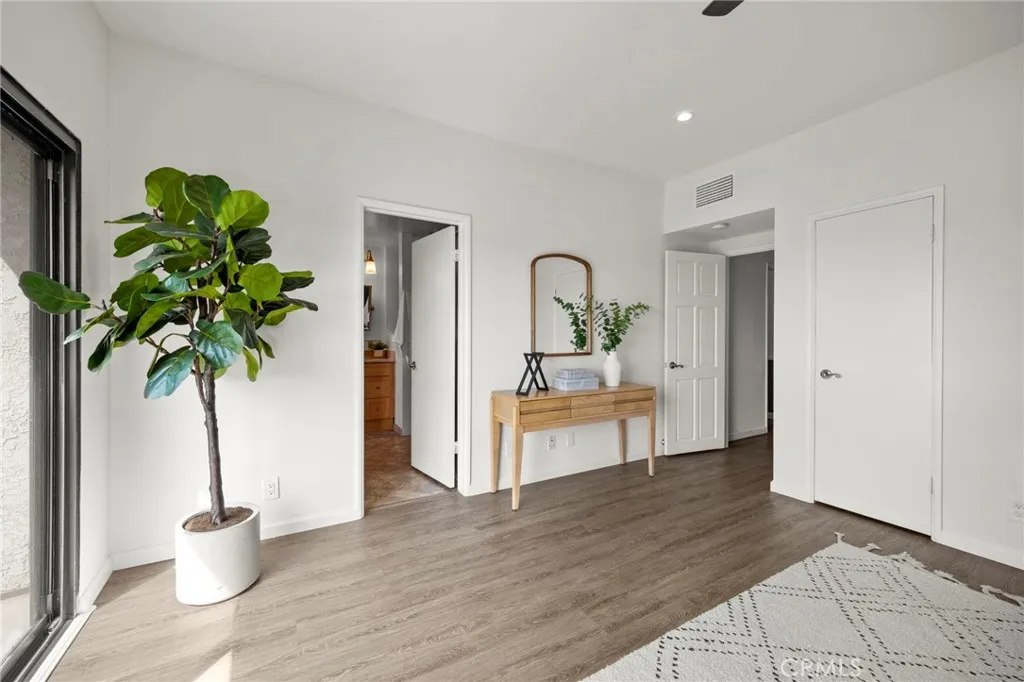 8180 Manitoba 334, Playa Del Rey, California 90293 home-pic-10