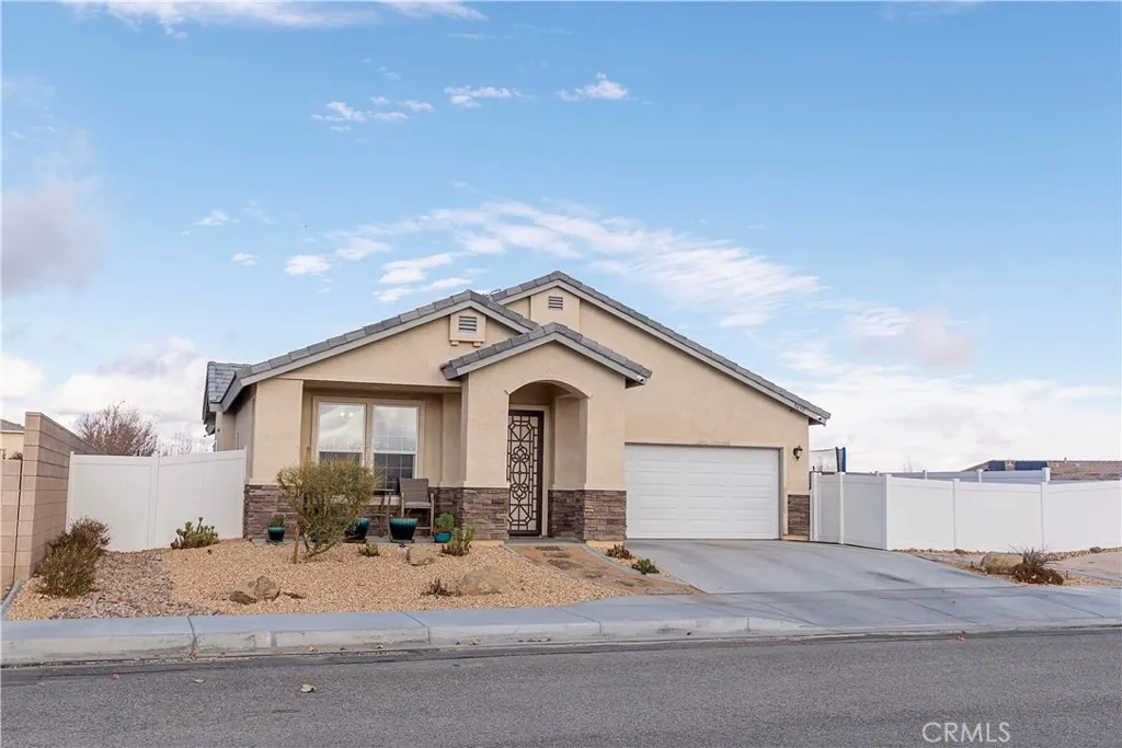 5659 W Avenue J15, Lancaster, California 93536 home-pic-5