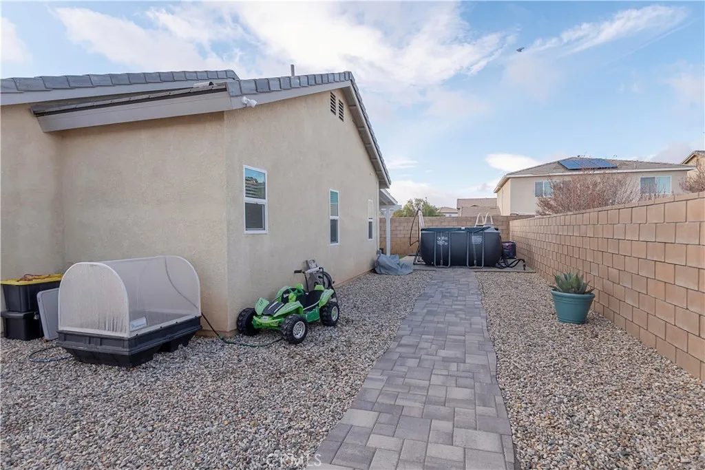 5659 W Avenue J15, Lancaster, California 93536 home-pic-36