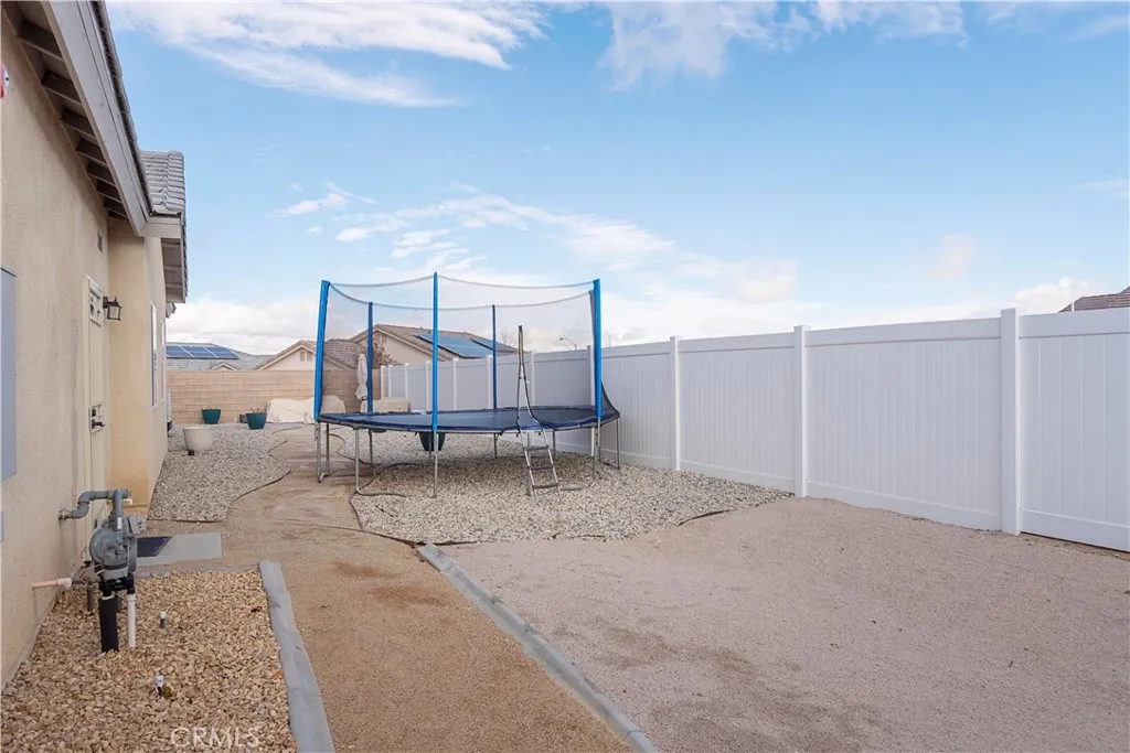 5659 W Avenue J15, Lancaster, California 93536 home-pic-39