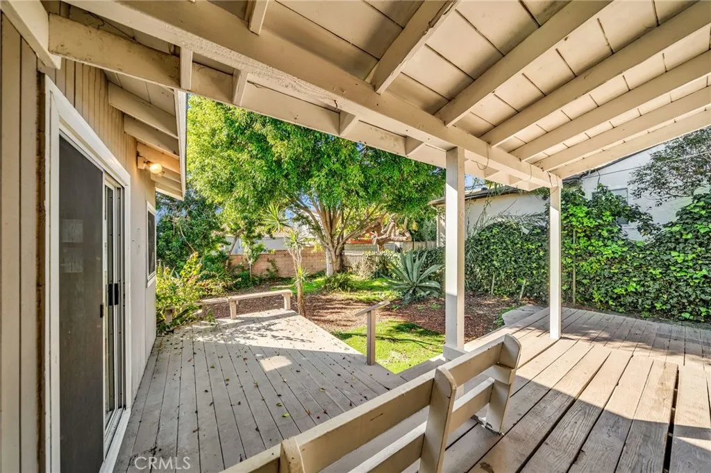 8843 De Haviland, Los Angeles, California 90045 home-pic-33