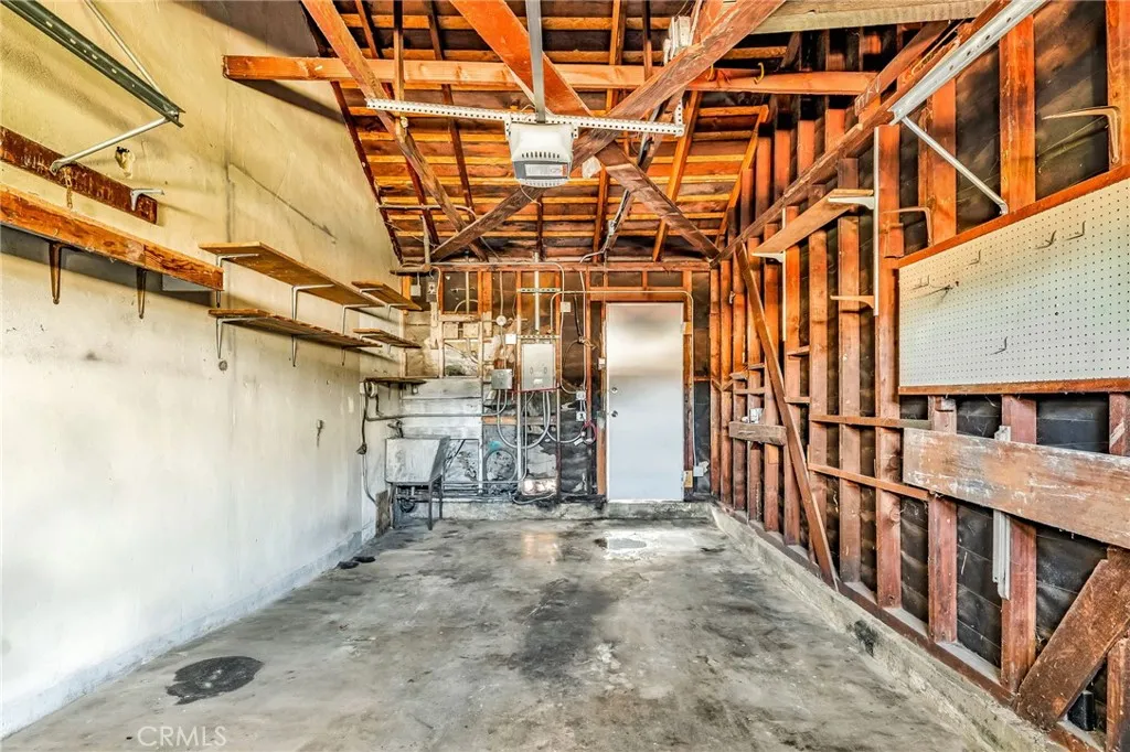 8843 De Haviland, Los Angeles, California 90045 home-pic-32