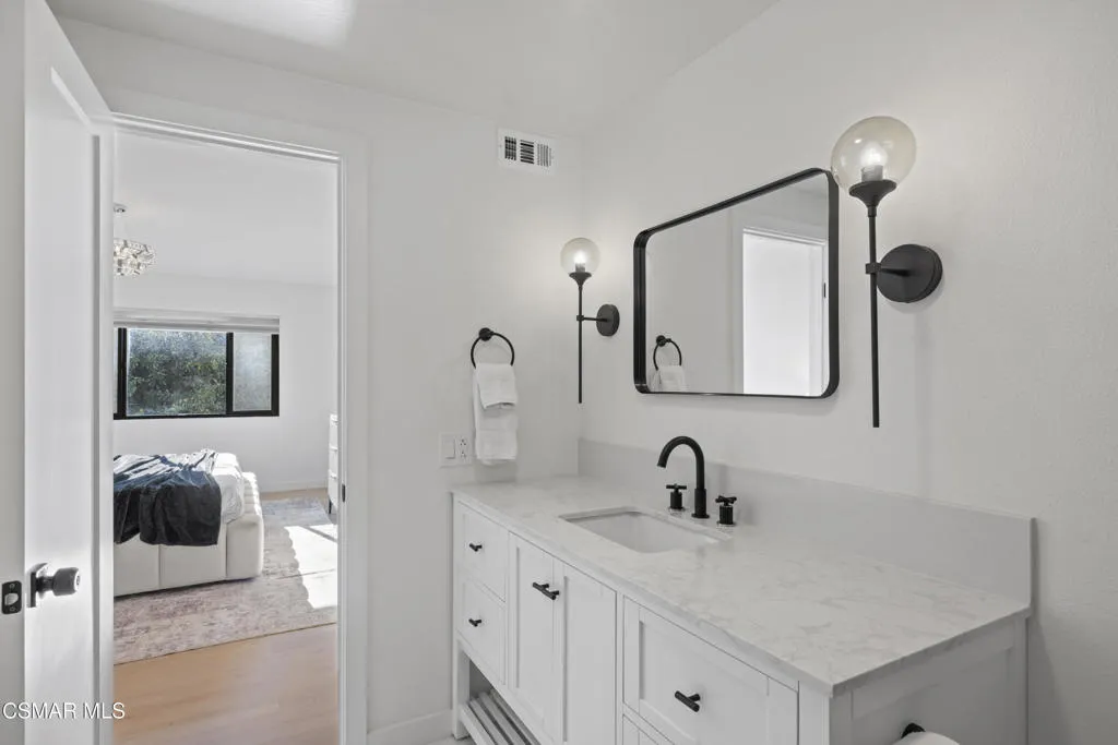 1465 Cheswick Place, Westlake Village, California 91361 home-pic-21