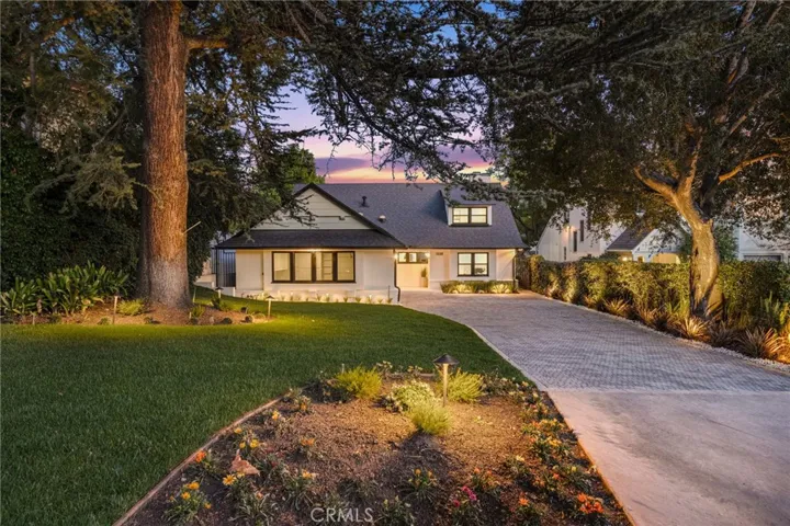 1558 Hillcrest, Glendale, California 91202