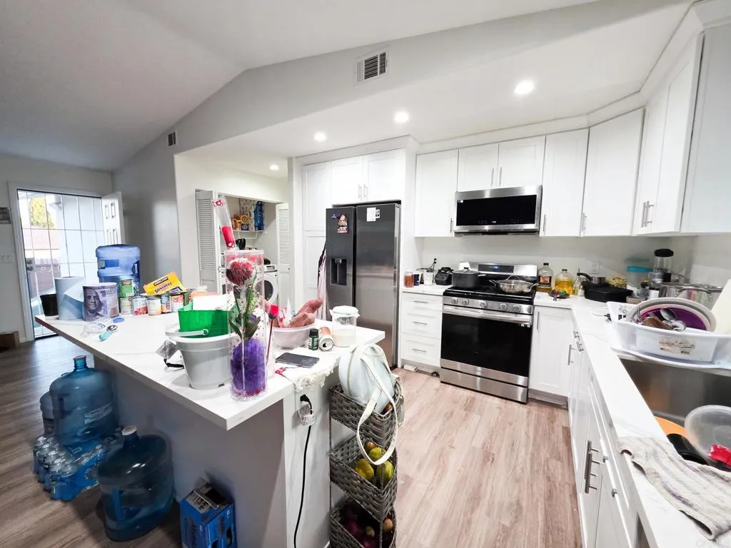819 821 Raven Street, San Diego, California 92102 home-pic-21
