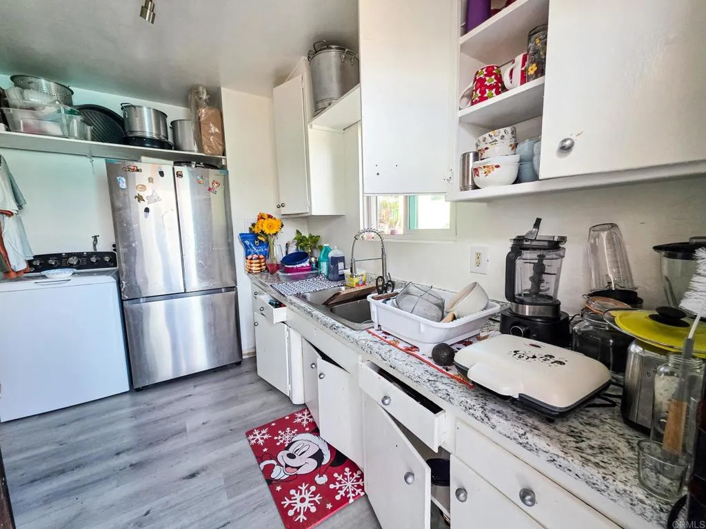 819 821 Raven Street, San Diego, California 92102 home-pic-5
