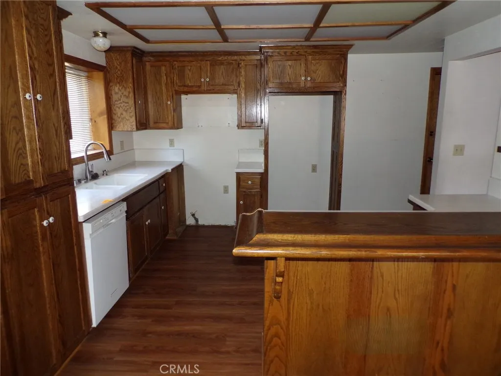 441 Angeles, Big Bear City, California 92314 home-pic-5