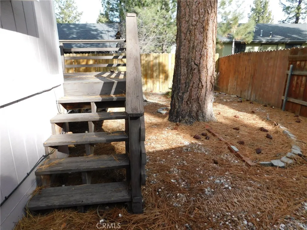 441 Angeles, Big Bear City, California 92314 home-pic-14