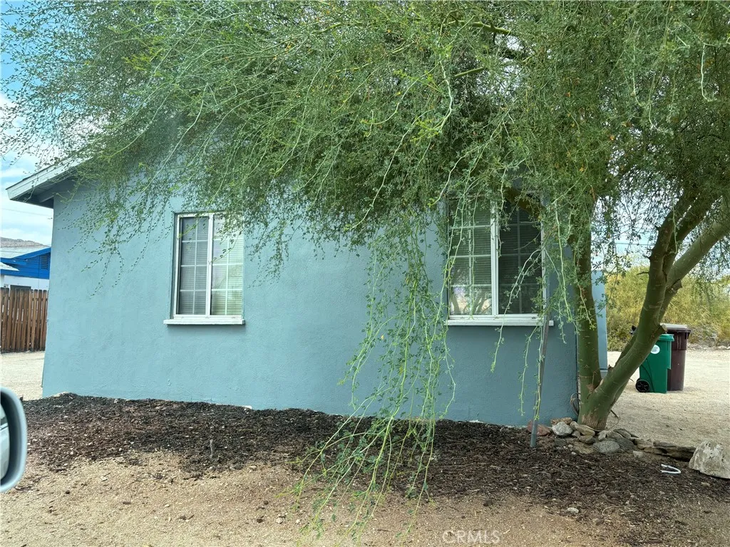 6688 6686 Yucca, Twentynine Palms, California 92277 home-pic-20